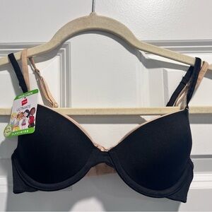 Hanes teen/women’s Black and Tan Bra